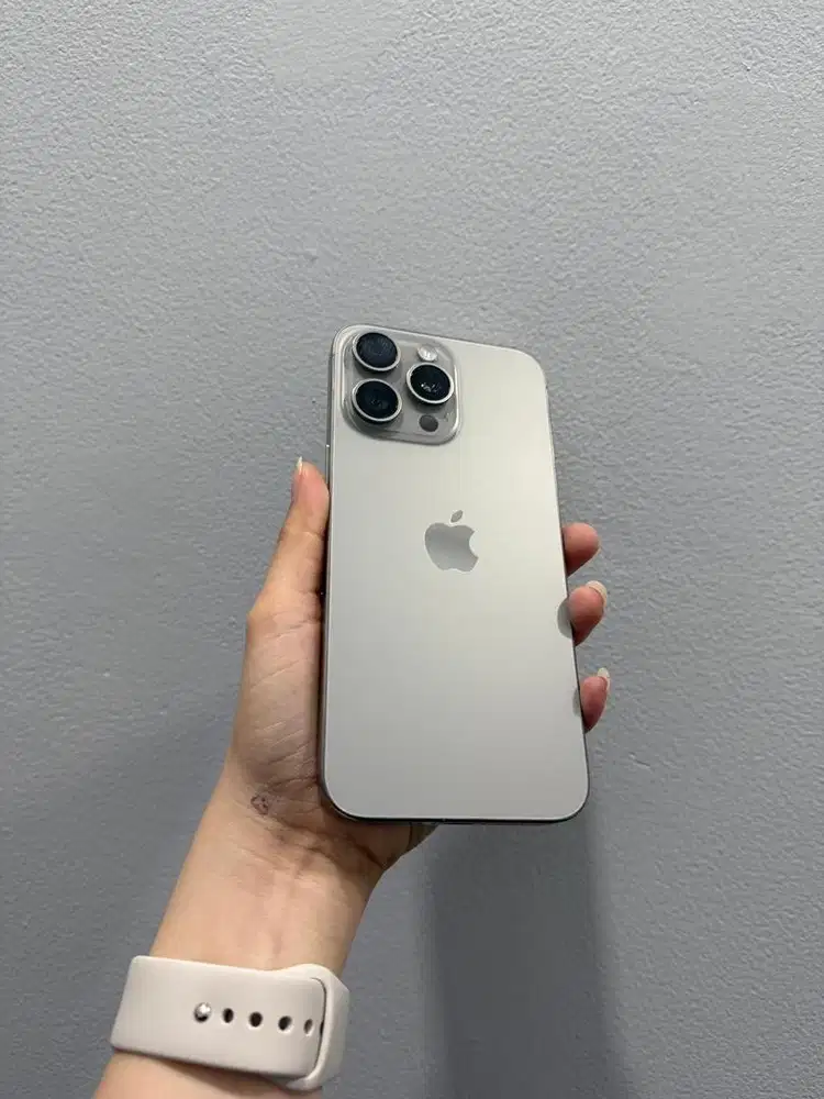 I PHONE 15 PM 256 ibox