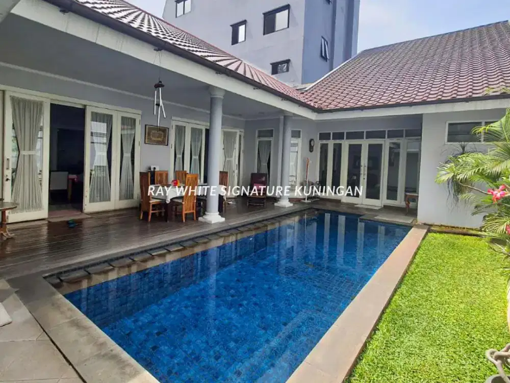 Dijual Rumah Tenang dan Nyaman dengan Lokasi Premium di Cipete