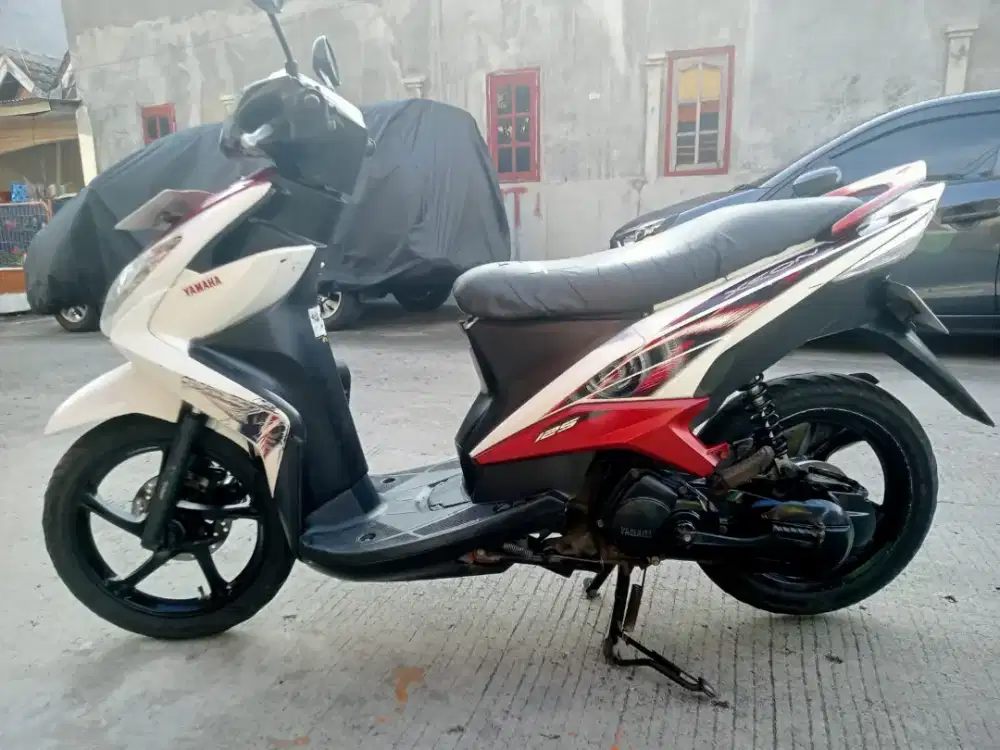 Yamaha Xeon 2012