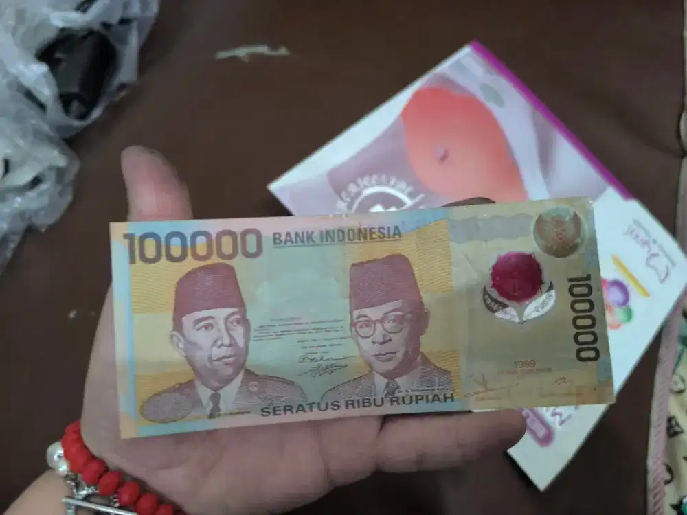 Uang seratus ribu jadul