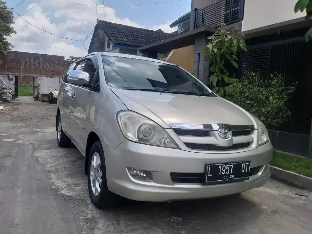 Innova 2.5 V Matic Tahun 2008
