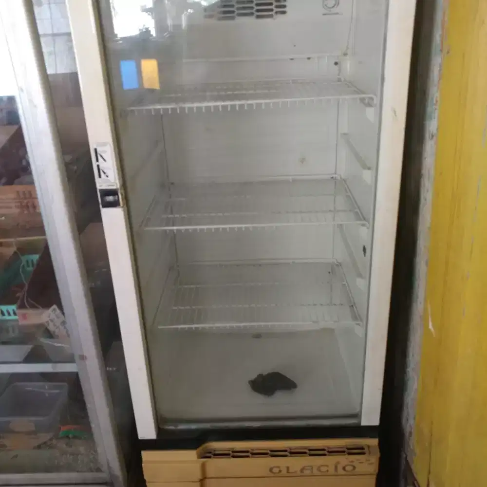 Showcase / display minuman