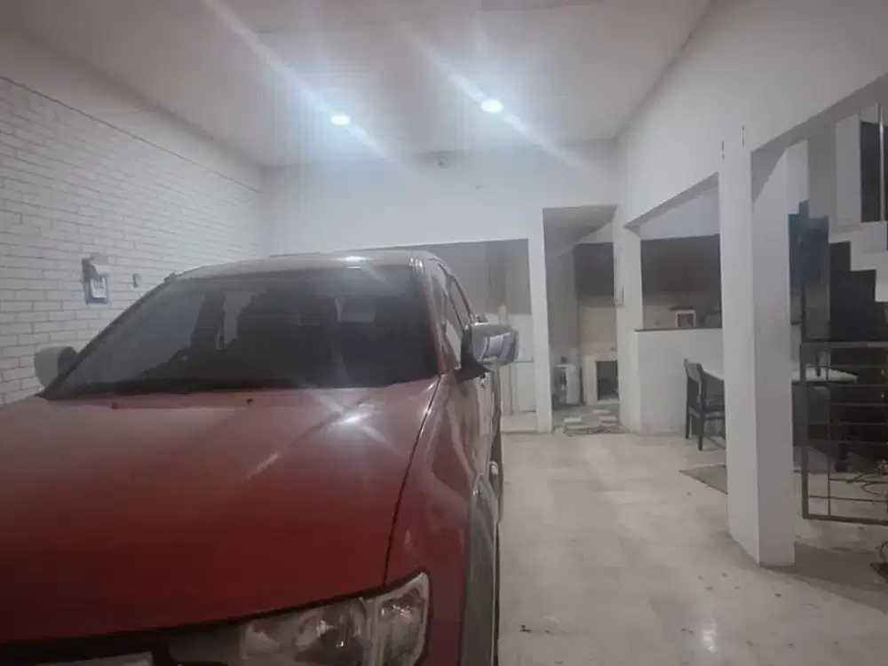 RUKO DUA LANTAI DUA SUTAMI
