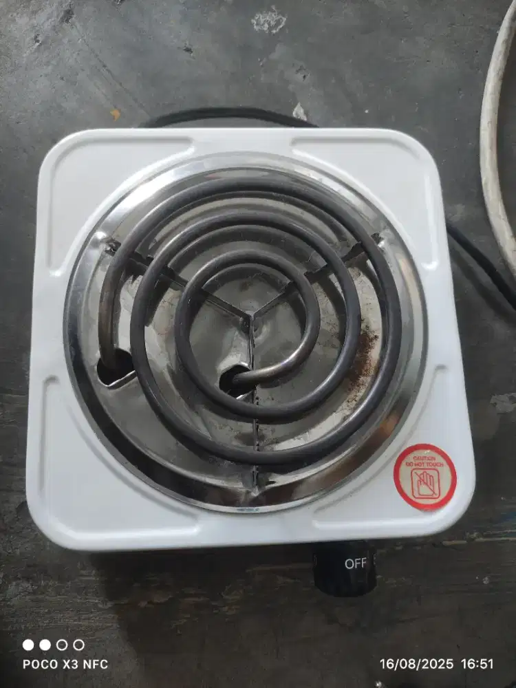 Kompor listrik portable