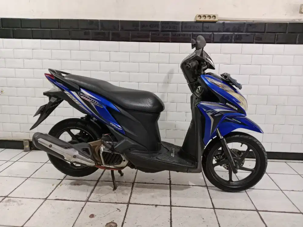 Honda vario kzr tahun 2014 tinggal pakai