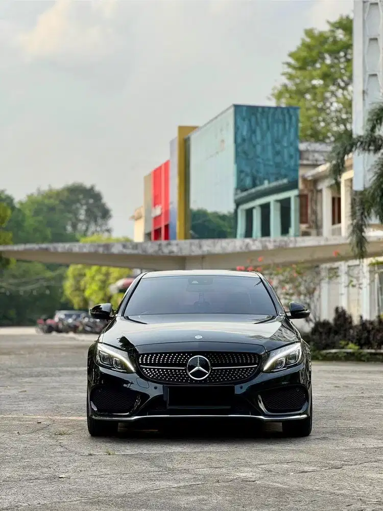 Mercedes Benz C250 AMG 2016, Istimewa