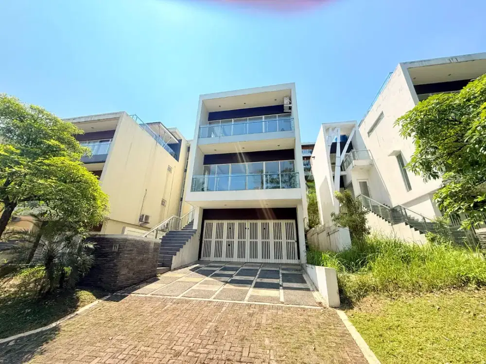 Rumah Modern 3 Lantai + Rooftop Di Dekat Pusat Sentul City, Termurah!