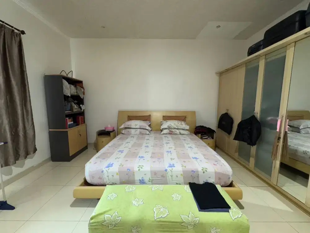 Apartemen frenchwalk Lyon Garden Kelapa Gading penthouse 3 kamar 200 meter