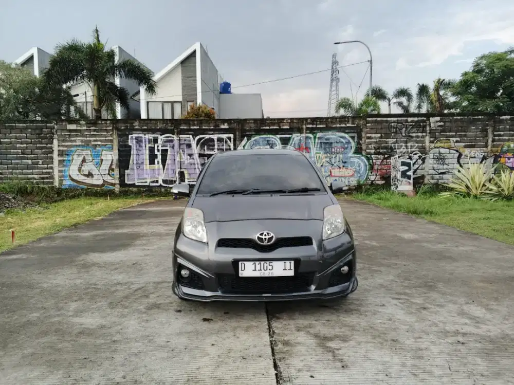 TOYOTA YARIS S MANUAL 2012