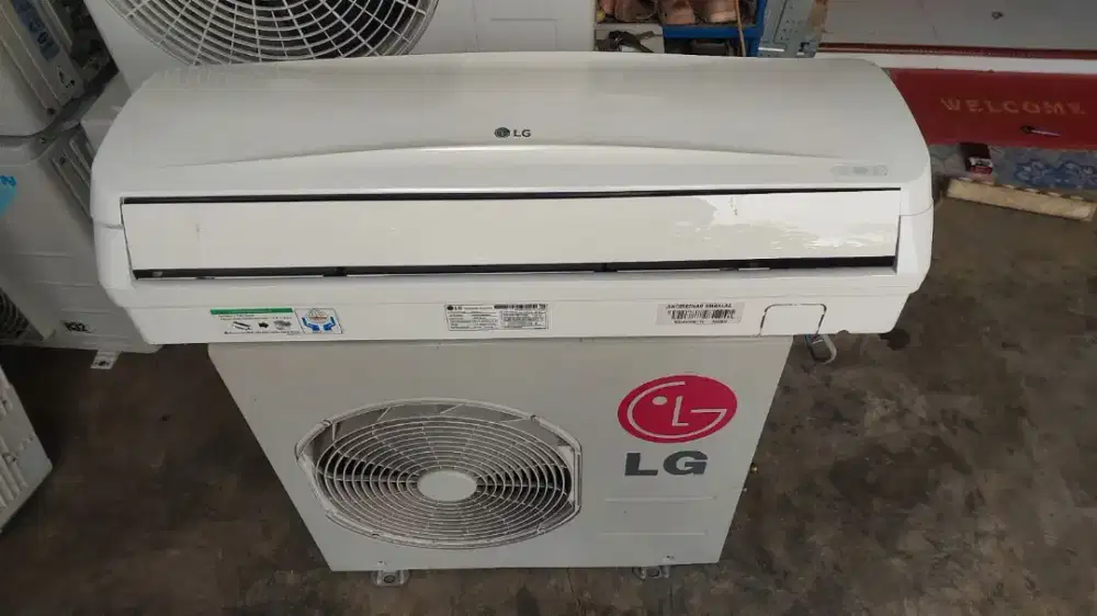 Ac LG 1/2PK dingin dan garansi