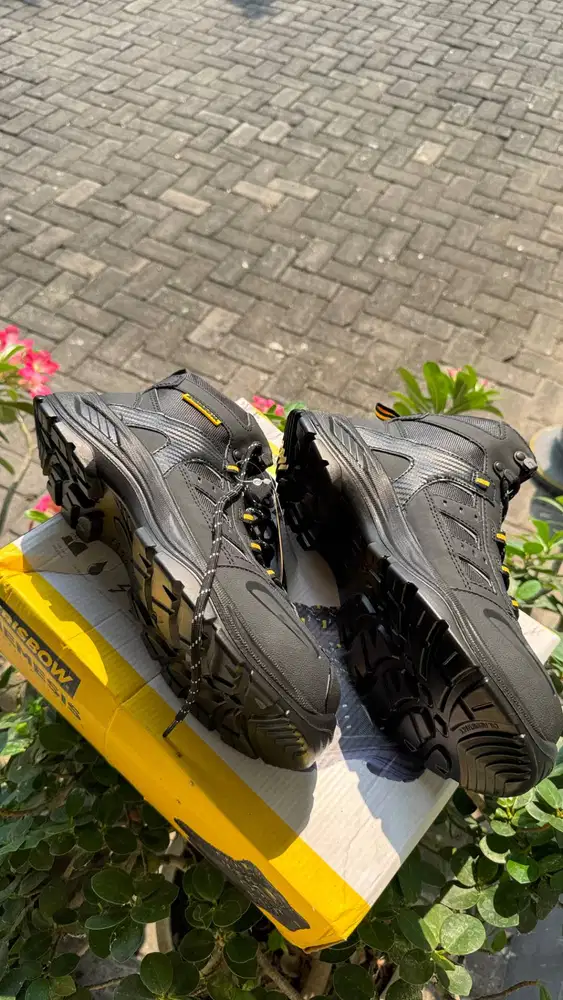 Sepatu Safety Krisbow Nemesis Original Baru Belum Pernah Dipakai