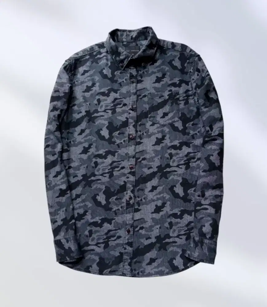 KEMEJA CAMO TBJ NEARBY, SIZE : M (LD108-110,P73)
