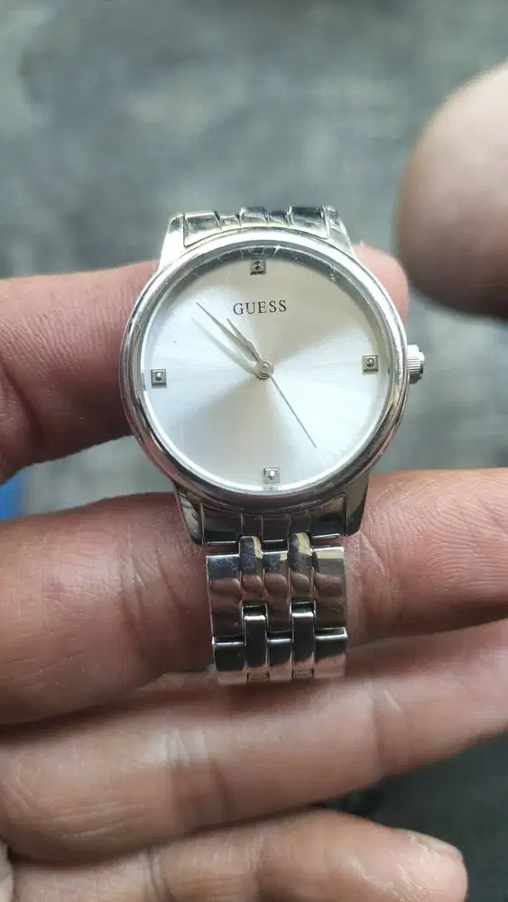 Guess model bulat