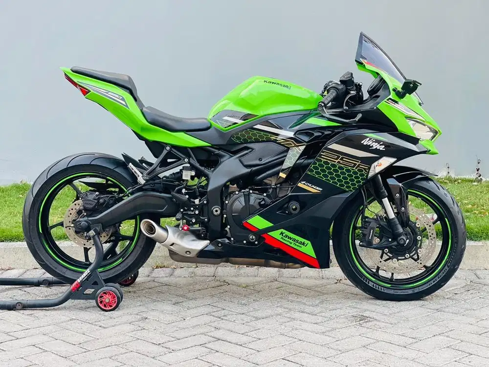 Kawasaki zx25r hijau abs se qs 2021 zx 25 r abs se zx-25r abs se hijau