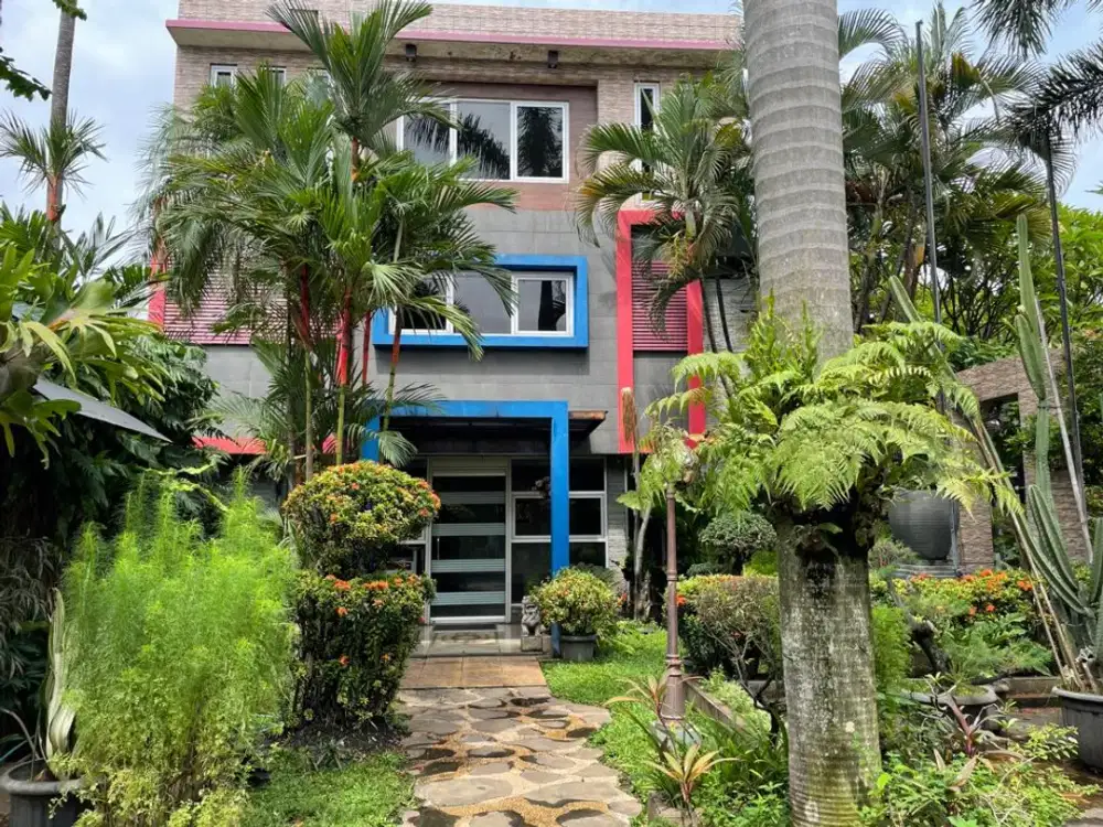 Dijual Green Office Bisa di Lewatkan Truk Container 20 Feet di Kawasan Industri Pulo Gadung