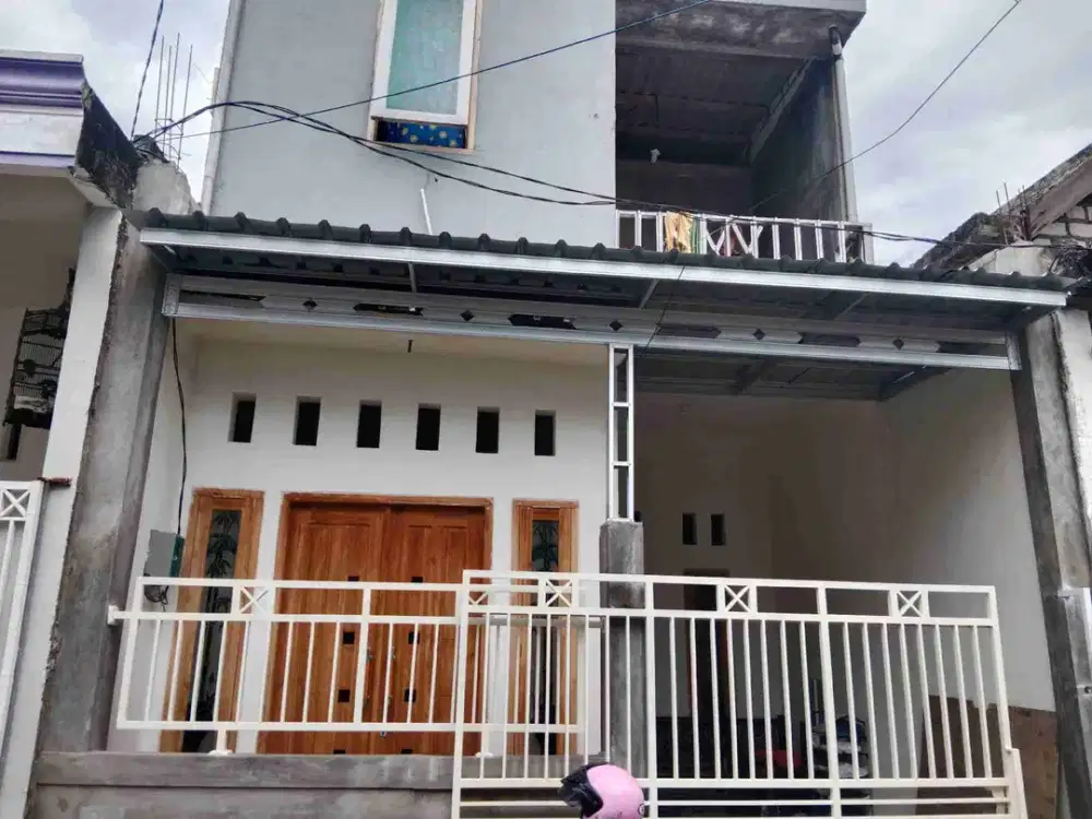 Rumah 2 lantai siap huni di sememi surabaya barat