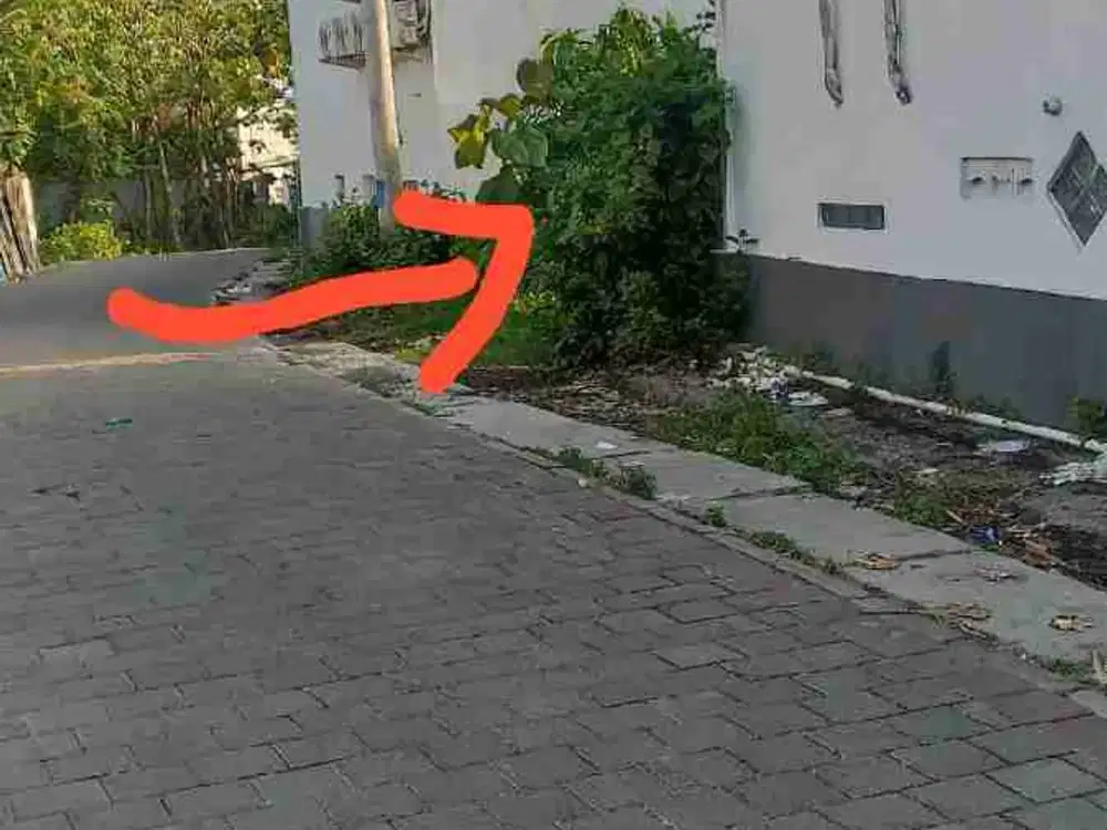 Tanah 100m2 dekat area unud, cocok buat komersil - jimbaran