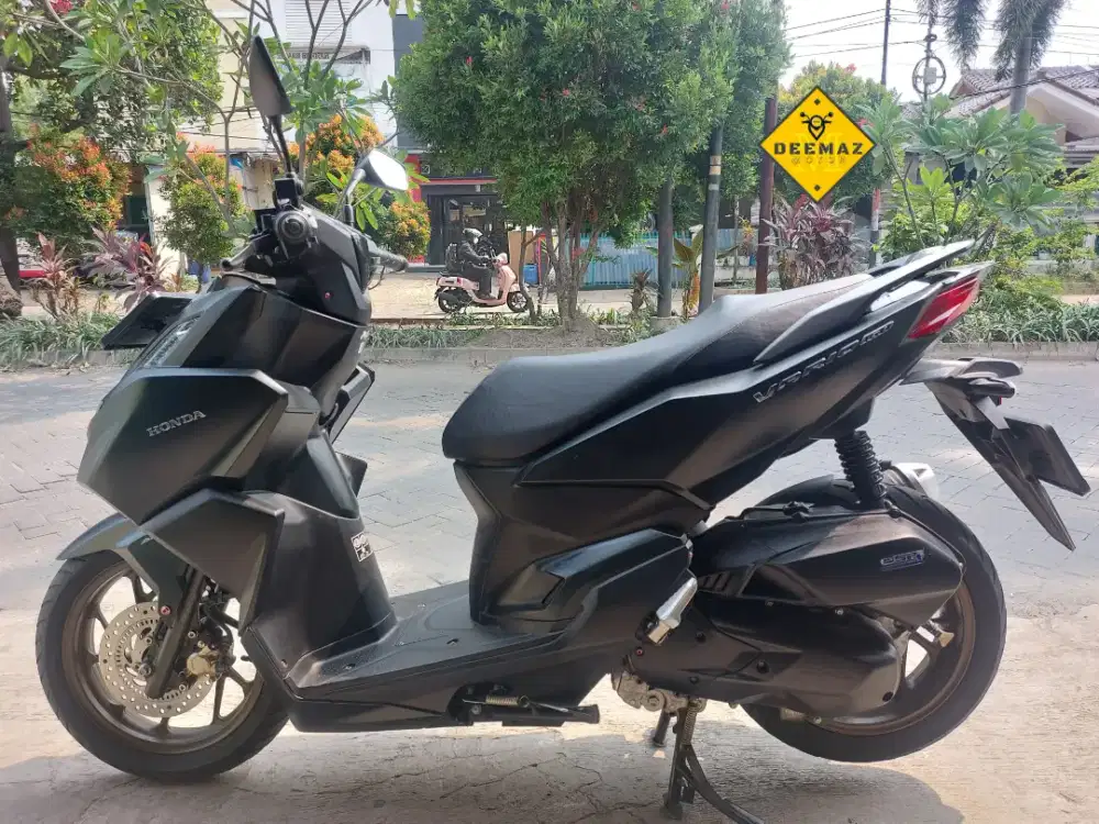 (DP 500)‼️ Plat B TangKot Vario 160 ABS Hitam 2024 Cash / Kredit