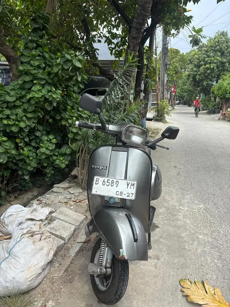 Motor Vespa Ps 1984