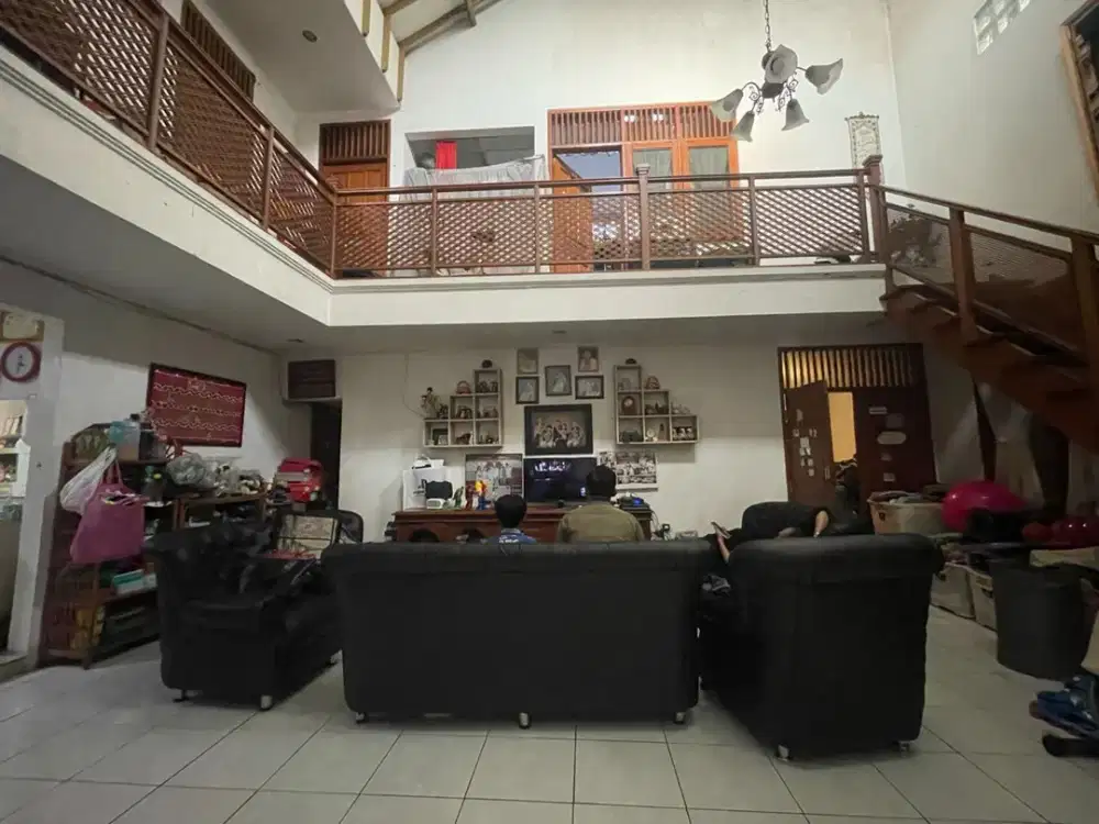 Rumah 2 Lantai Strategis Siap Huni di Sayap Lodaya Bandung