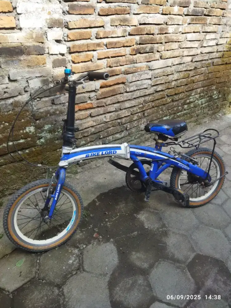 Sepeda lipat uk 16