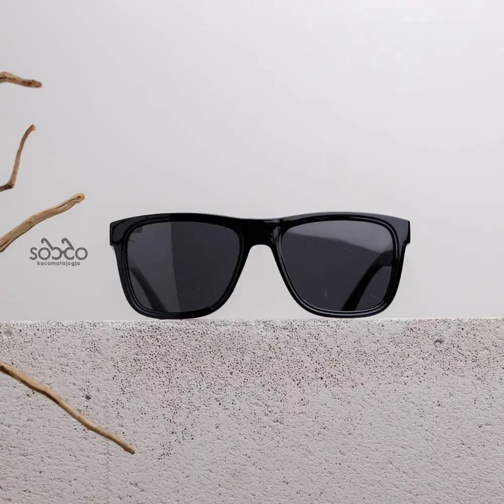 Sunglasses Polarized Kotak Simple dan Kece - DARARI 03