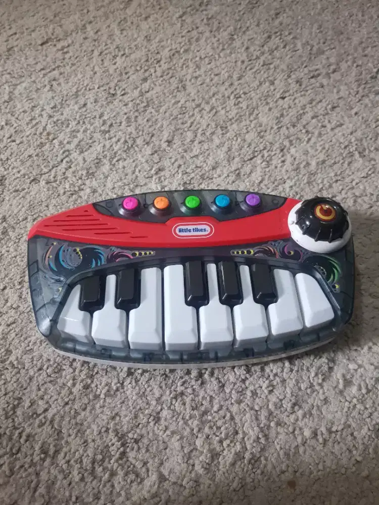 Preloved Mainan Musik Anak Piano Keyboard Little Tikes
