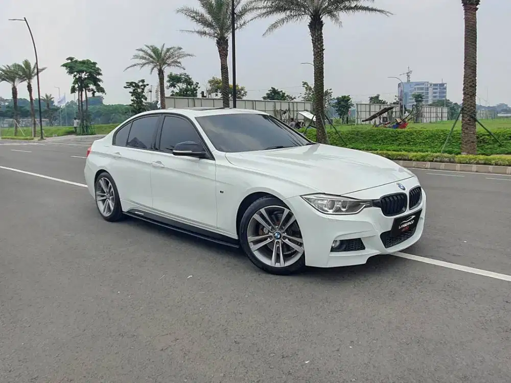 [VERY LOW ODO!!] BMW 328i SPORT 2014