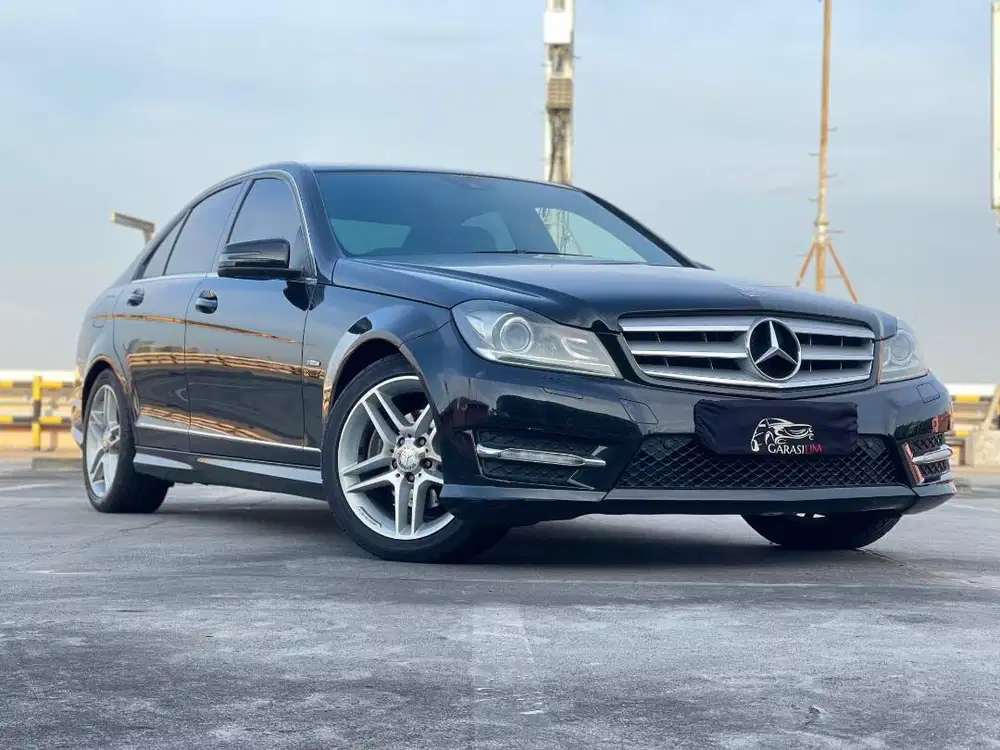 C250 W204 C 250 W 204 Mercy Mercedes Benz amg 2012 automatic hitam 1.8