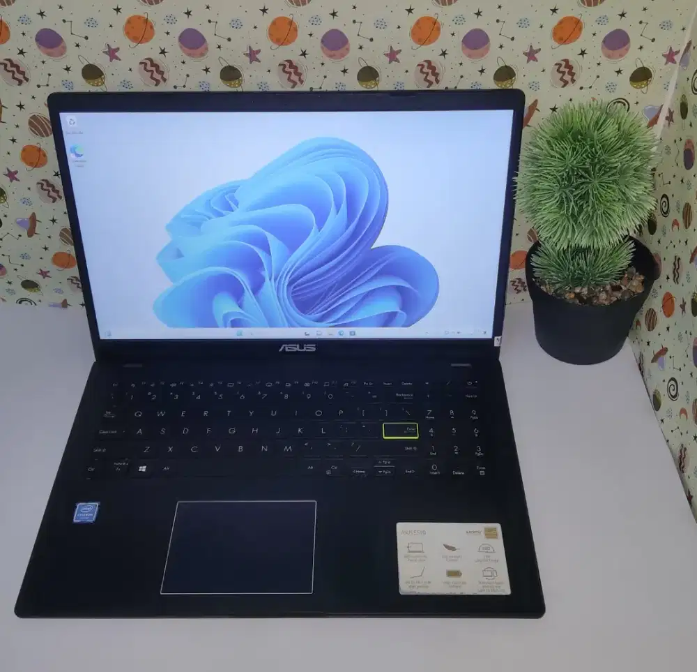 ASUS VivoBook E510 - 2.3jt nett