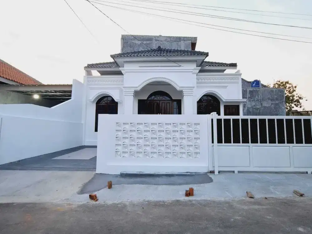RUMAH MEWAH TANAH LUAS BEBAS BANJIR