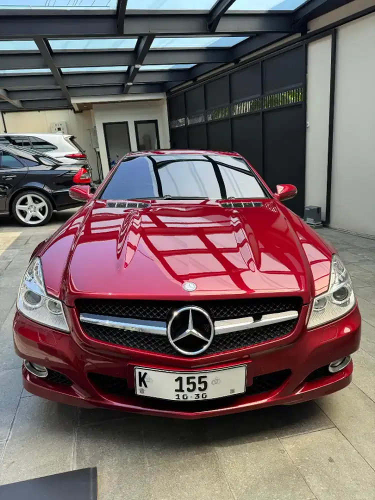 SL300 AMG Grand Edition 2011 Low KM [KM 13.000]