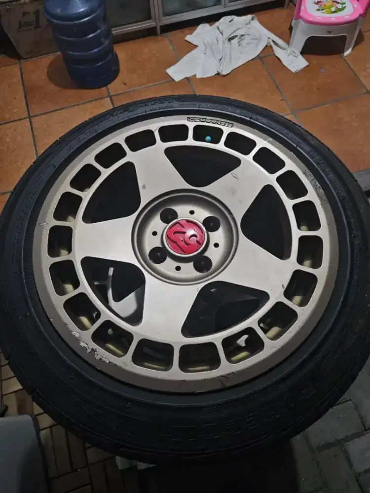 Velg dan Ban Ring 16