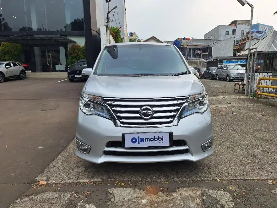 DP MURAH Nissan Serena 2.0 Bensin-AT 2015 Hitam C9WJB