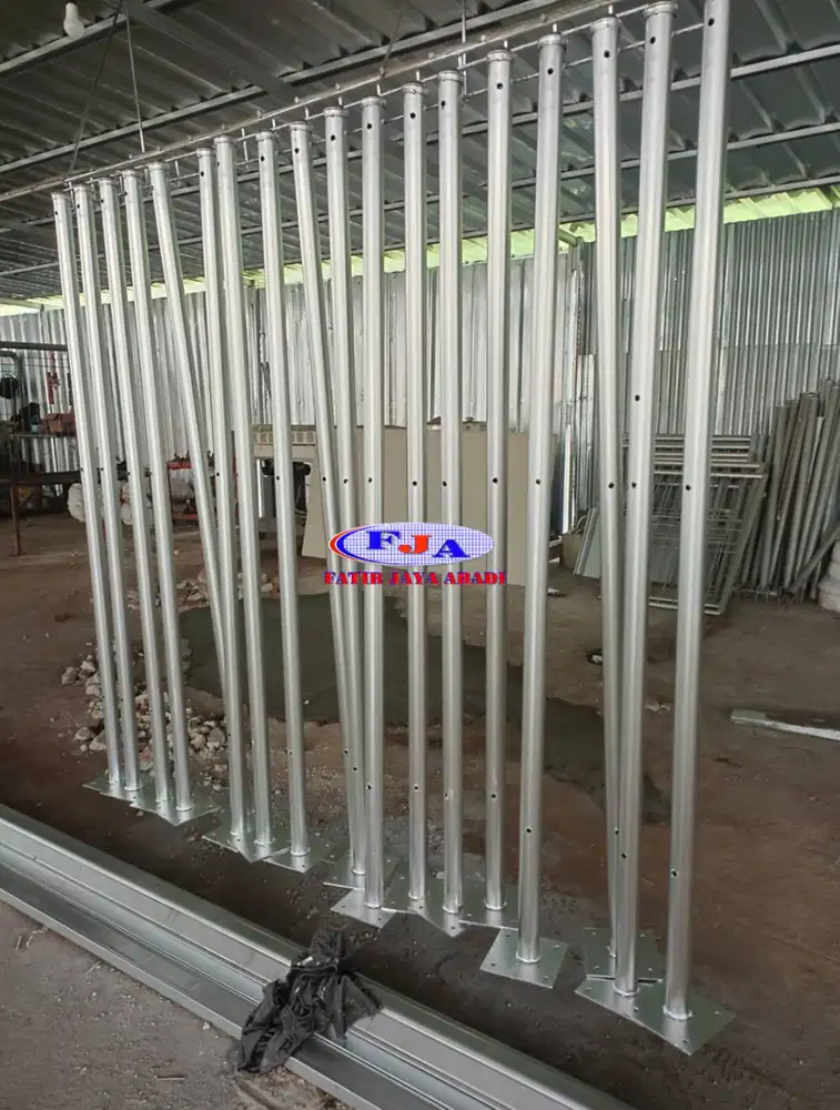 Tiang Base Plate Pagar Brc