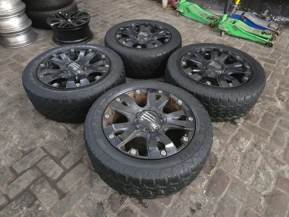 Velg Ban MONSTER R20 Fortuner Pajero Hilux Strada Triton Everes Ranger