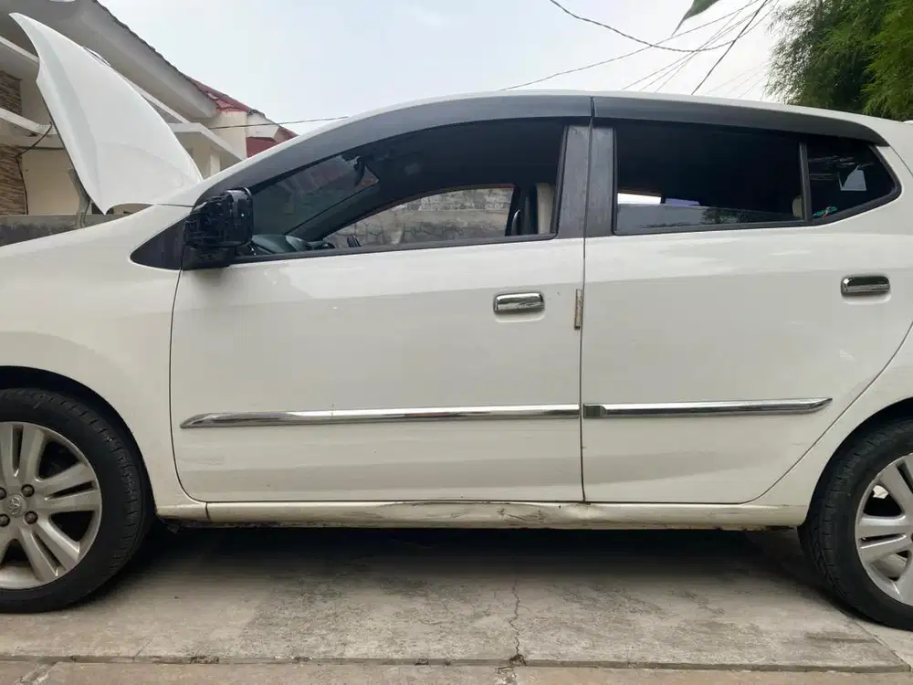 Toyota Agya 2014