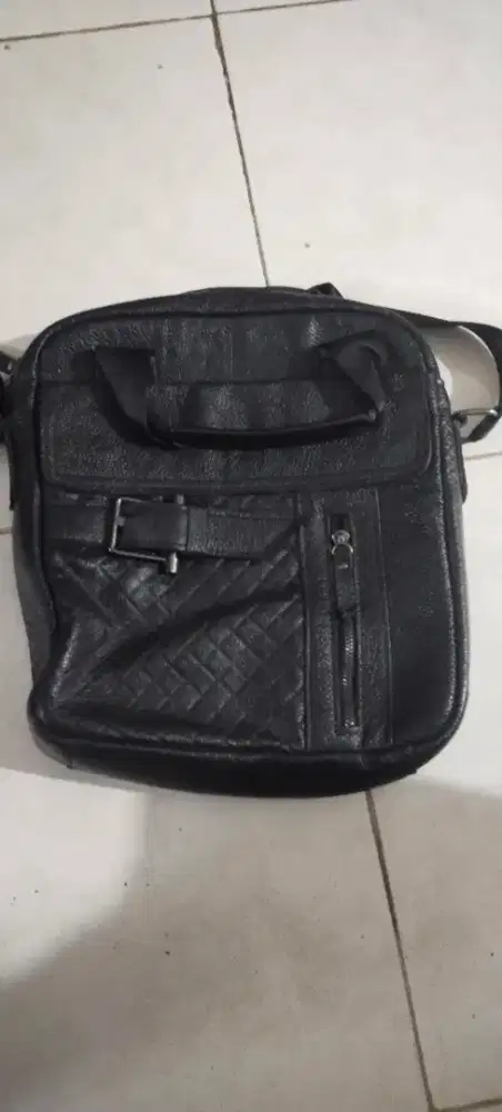 Tas pria keren kulit asli