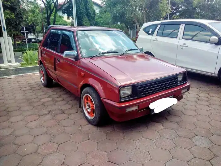 Daihatsu Charade 1983 Bensin