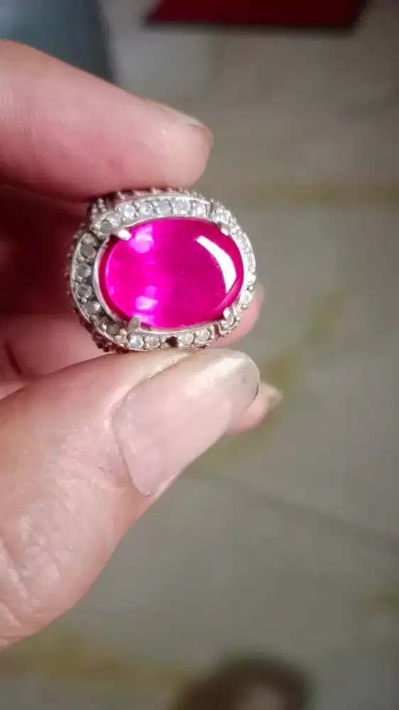 Batu siem bangkok ring Perak
