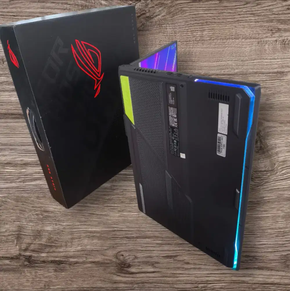 Laptop Asus rog Strix ryzen 7 rtx 3060