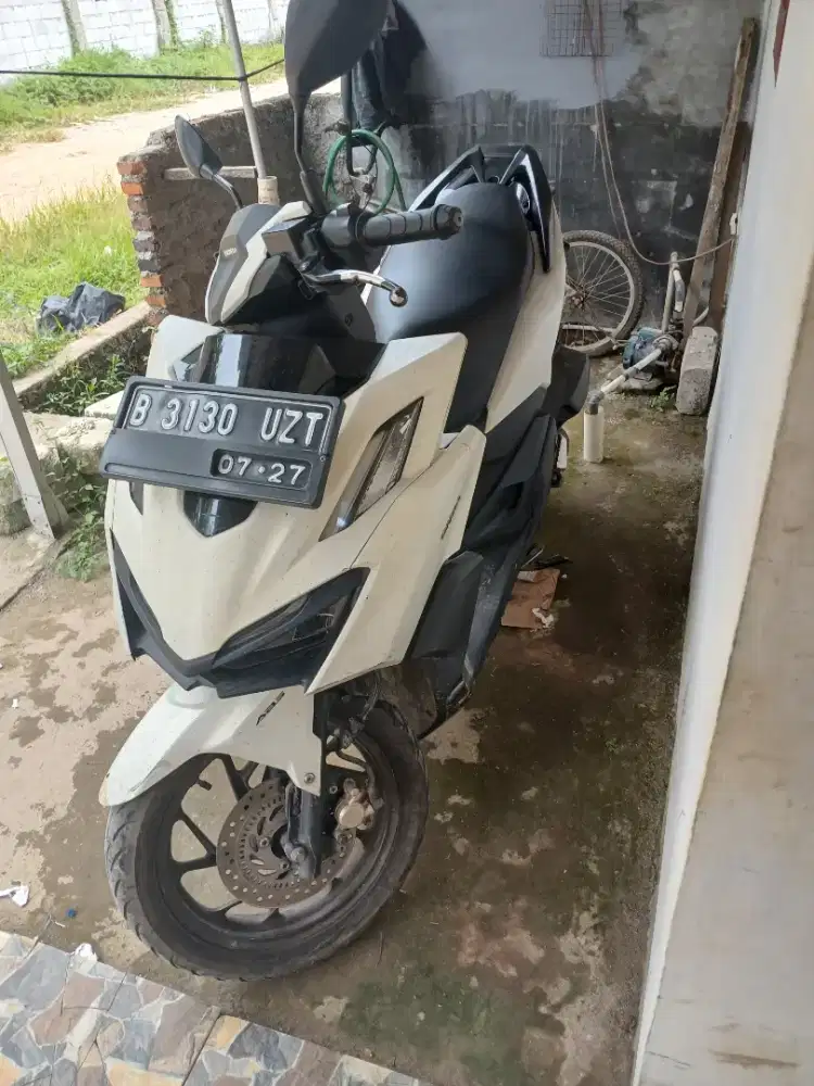 Vario160Abs warna putih