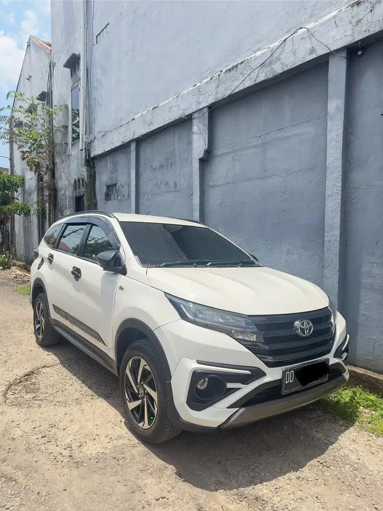 JUAL CEPAT TOYOTA RUSH TYPE GR MANUAL