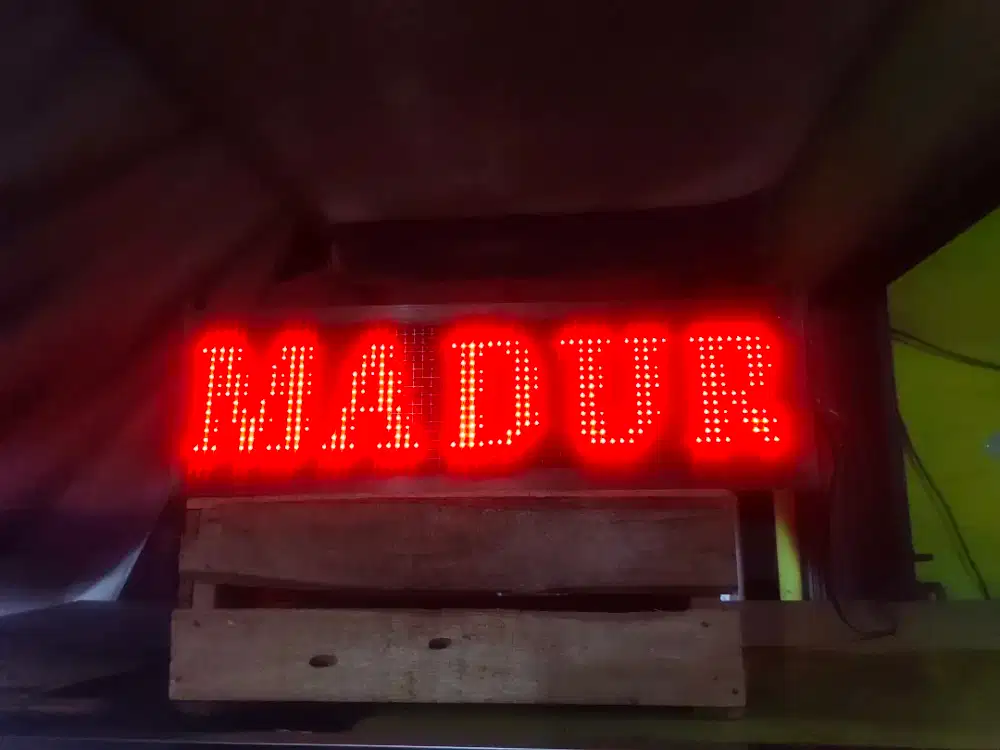 Jasa Pembuatan Running Text
(Bisa Custom)