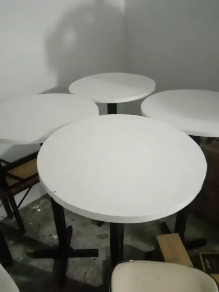 Penyediaan Meja Bar