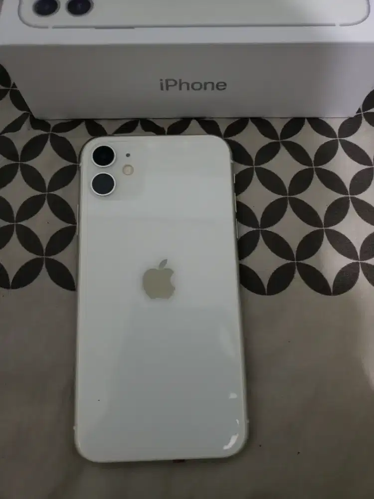 IPhone 11 White 64GB Fullset