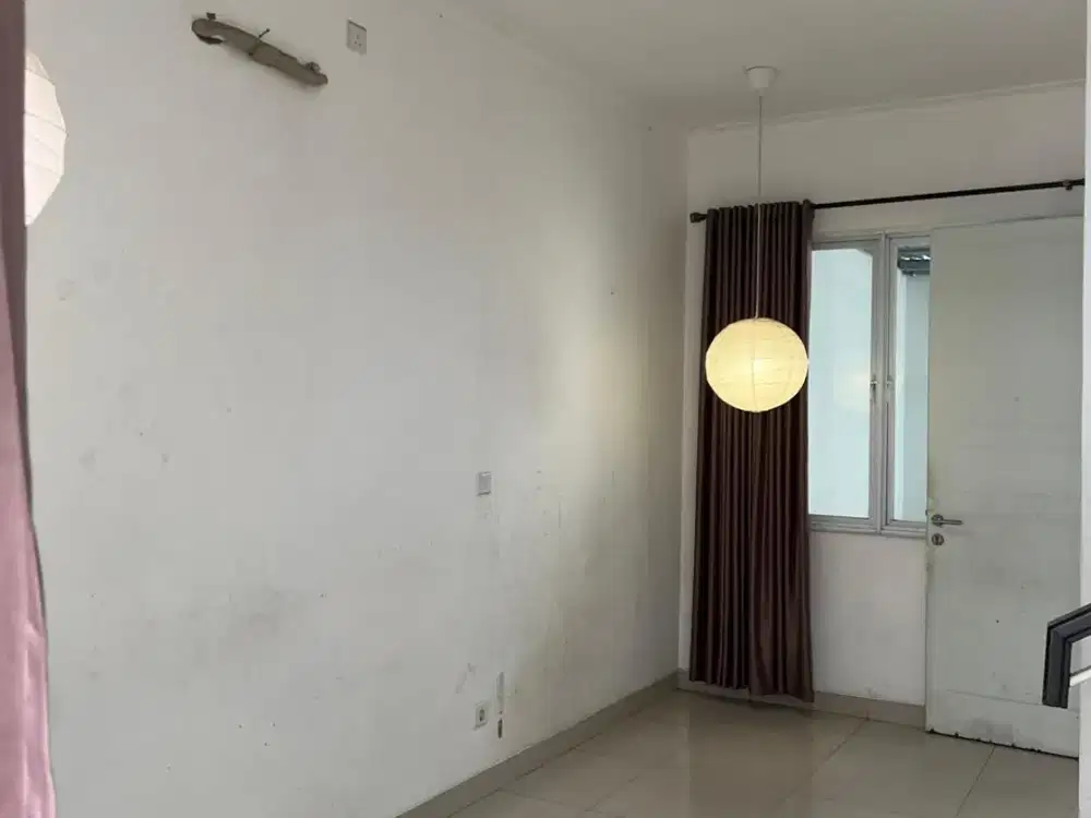 Disewakan rumah murah 2lantai di Cluster North Thames JGC siaphuni