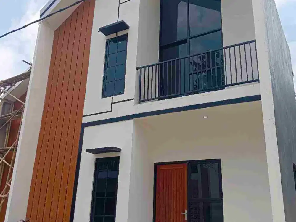 Rumah sebagus ini harganya murah banget 2 lantai lagi
