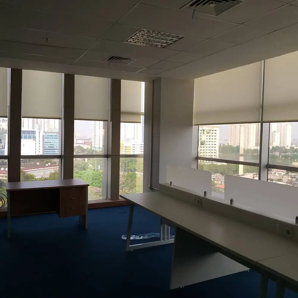 Jual & Pasang Tirai Roller Blind/Vertikal/Venetian/Roman Shades Kantor