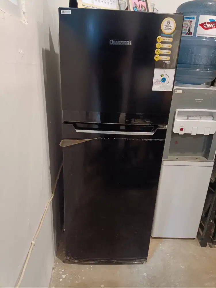 Changhong CRF-208 Kulkas 2 Pintu 165 Liter